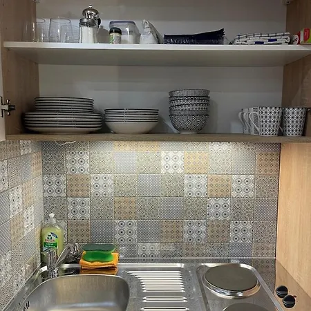 Waldhuette Fuchsbau *