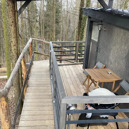 Waldhuette Fuchsbau Fuerstenfeld