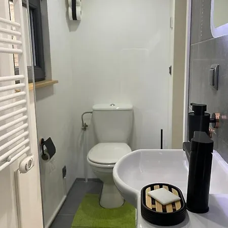 Waldhuette Fuchsbau 아파트 퓌르슈텐펠트